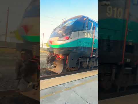 Metrolink M309 Departs Upland Station On 5-19-2026
