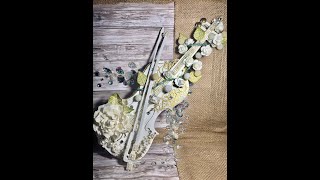 Shabby chic violin