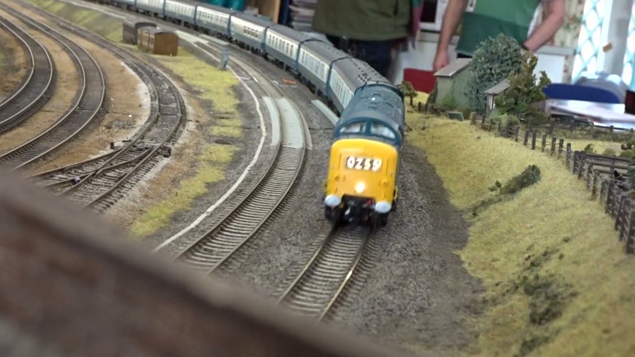 B.M.Rly.S: ACCURASCALE is, Class 55 'DELTIC' BR Blue No.D9009, was running on OO Gauge Layout. (V7)