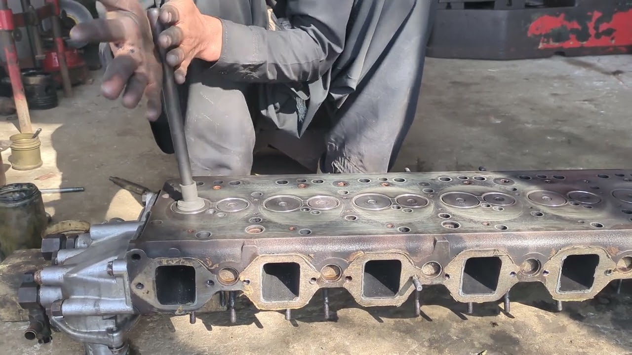 Engine Repairing Machine head seat seath❤️🚨 Six Calander Harwaster Auto mobile enginering workers 🦅