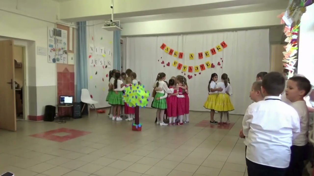 Úcta k starším - vystúpenie žiakov ŠKD 2025-2026