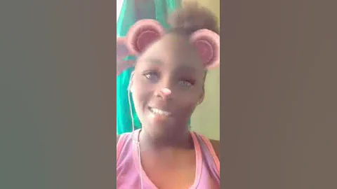 Look at this girl