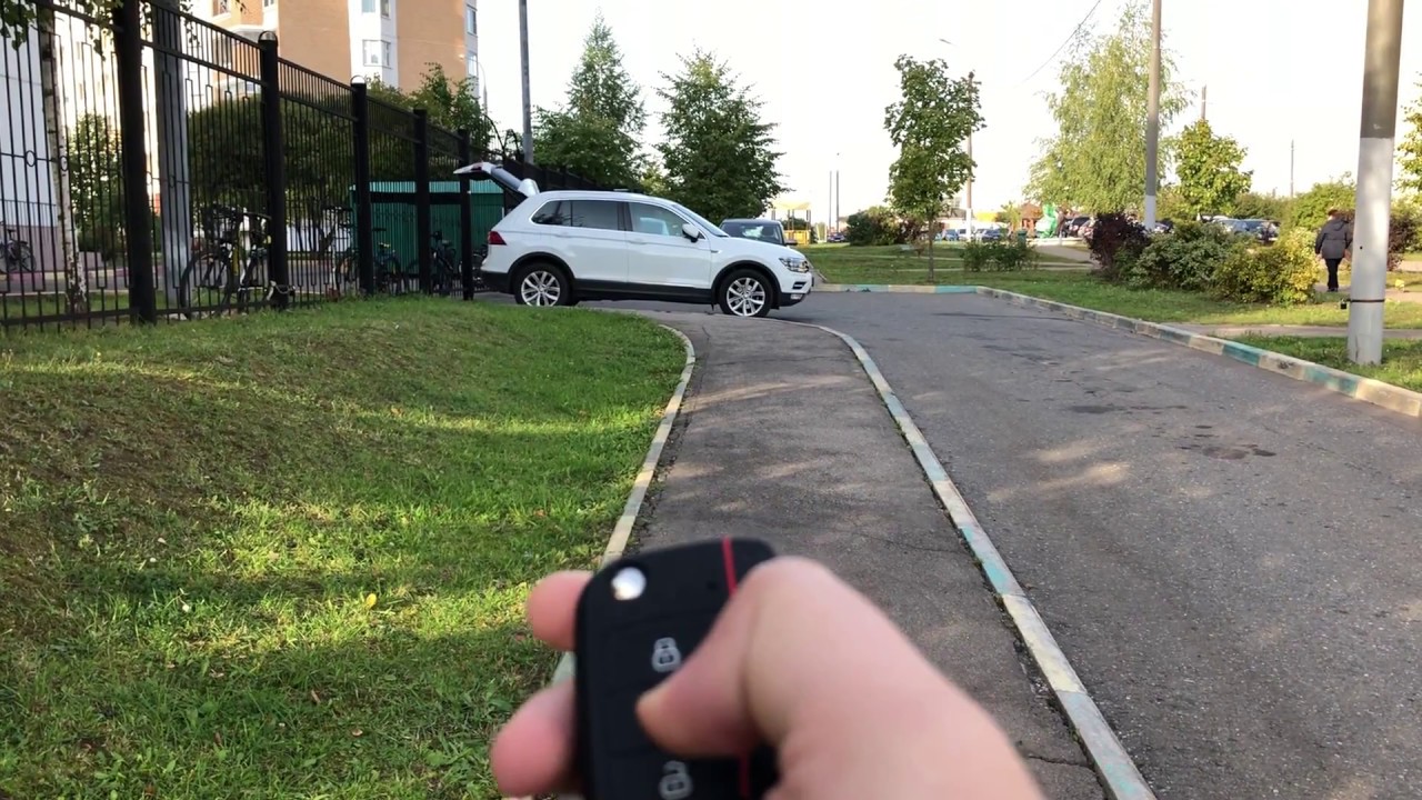 Звук закрытия багажника
