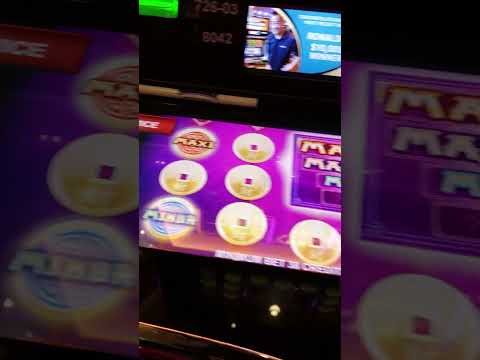 $250 Spin AND THIS HAPPENED #casino #slots #gambling #money