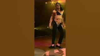Michael Jackson The Dancing Machine!