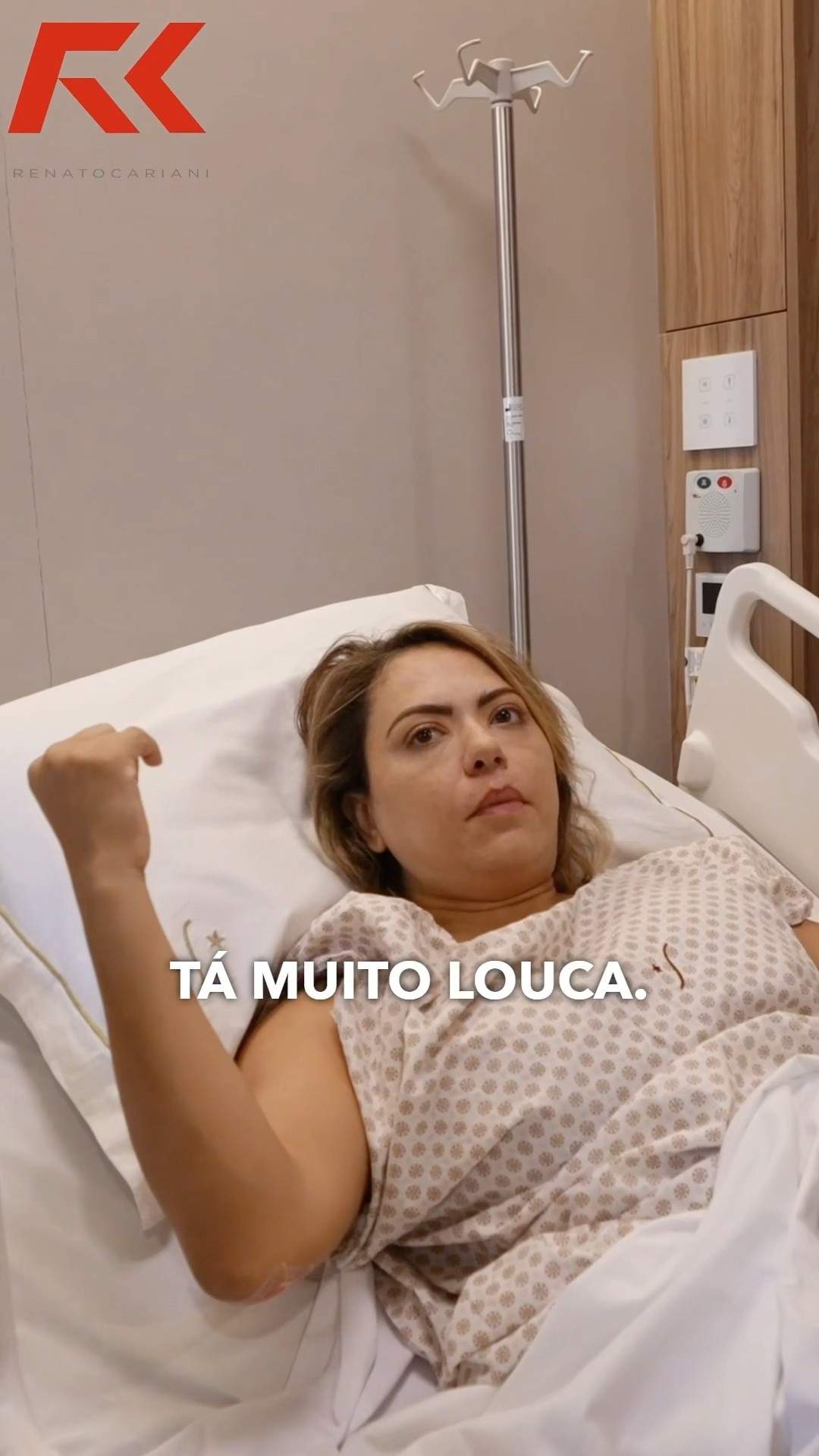 TATI FICOU DOIDA APÓS A CIRURGIA! ? #renatocariani #juliobalestrin #taticariani #doida #cirurgia