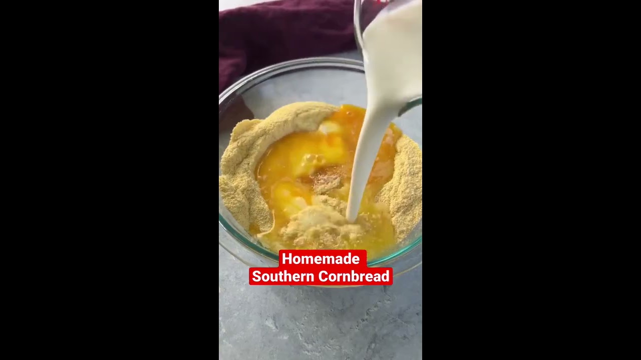 Homemade Southern Cornbread