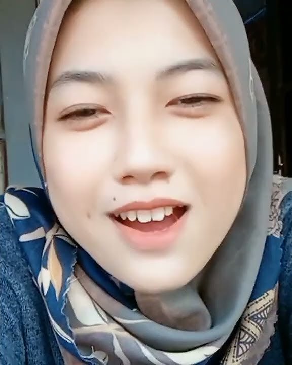 story wa cewek manis
