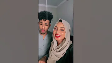Ismaciil Aarka Iyo Xaaskeygiisa Warda Happy 