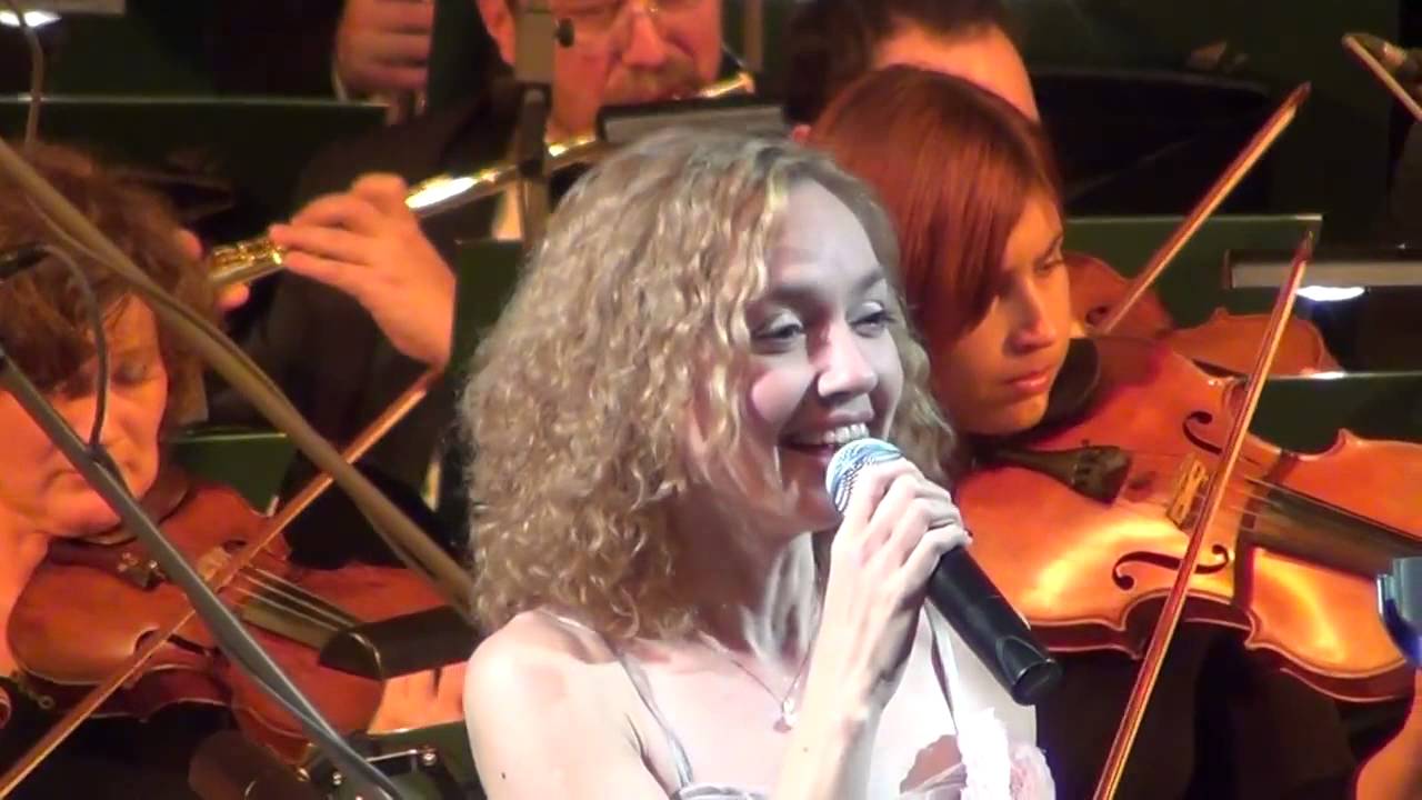 Анна Бутурлина - Московские окна - YouTube