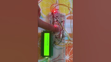 Testing 16x2 LCD display with Nucleo L432KC : Pretty fun when it works #LCD #stm32 #cubeIDE