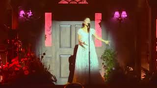 Ariana Grande - Like I Do debut first live performance on Petal release night Montreal July 30th 