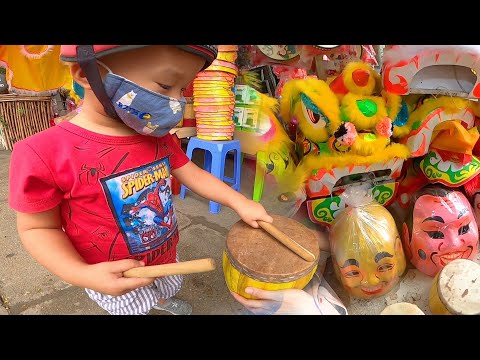 Video Gia Đình Cu Tí Đi Mua Trống Và Lân Đón Trung Thu Hội... - youtube