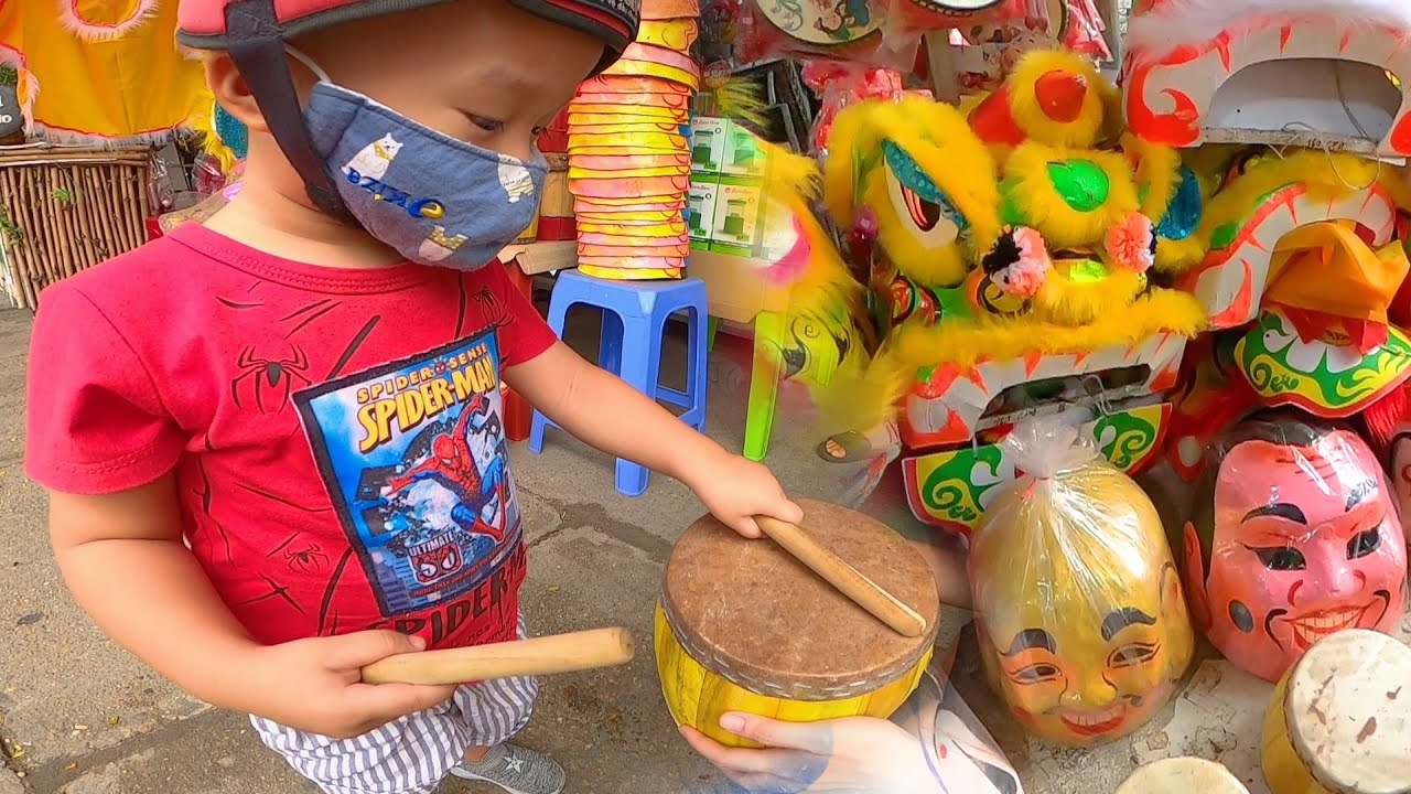 Gia Đình Cu Tí Đi Mua Trống Và Lân Đón Trung Thu Hội An 2020 | Daily vlog #42 | XUA studio 20/9/2020