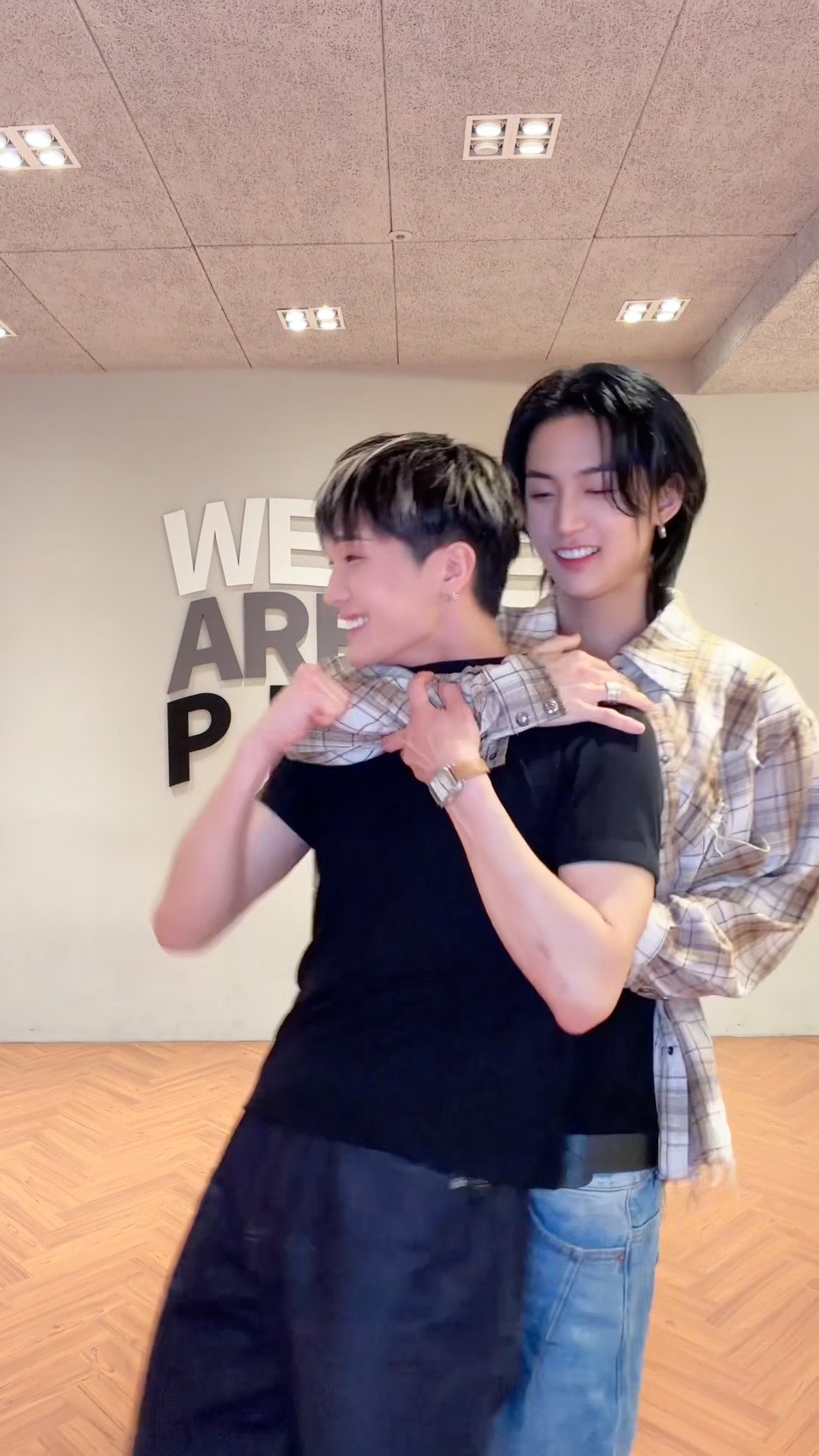 𝑐ℎ𝑎 𝑐ℎ𝑎 𝑐ℎ𝑎 𝑤𝑖𝑡ℎ #SUMIN ˖*♬˖ ࣪.•♪ #TNX #은휘 #HWI‬