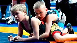 U13 Onni Makkonen (FIN) vs Timurs Ratnieks (LAT) 29kg. Greco-roman boys youth wrestling. C-cam-man