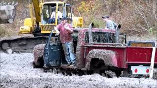 IT'S REAL!! FORD STUCK AT BIG AL'S MUG BOG, BIG ALS RACETRACK 2012