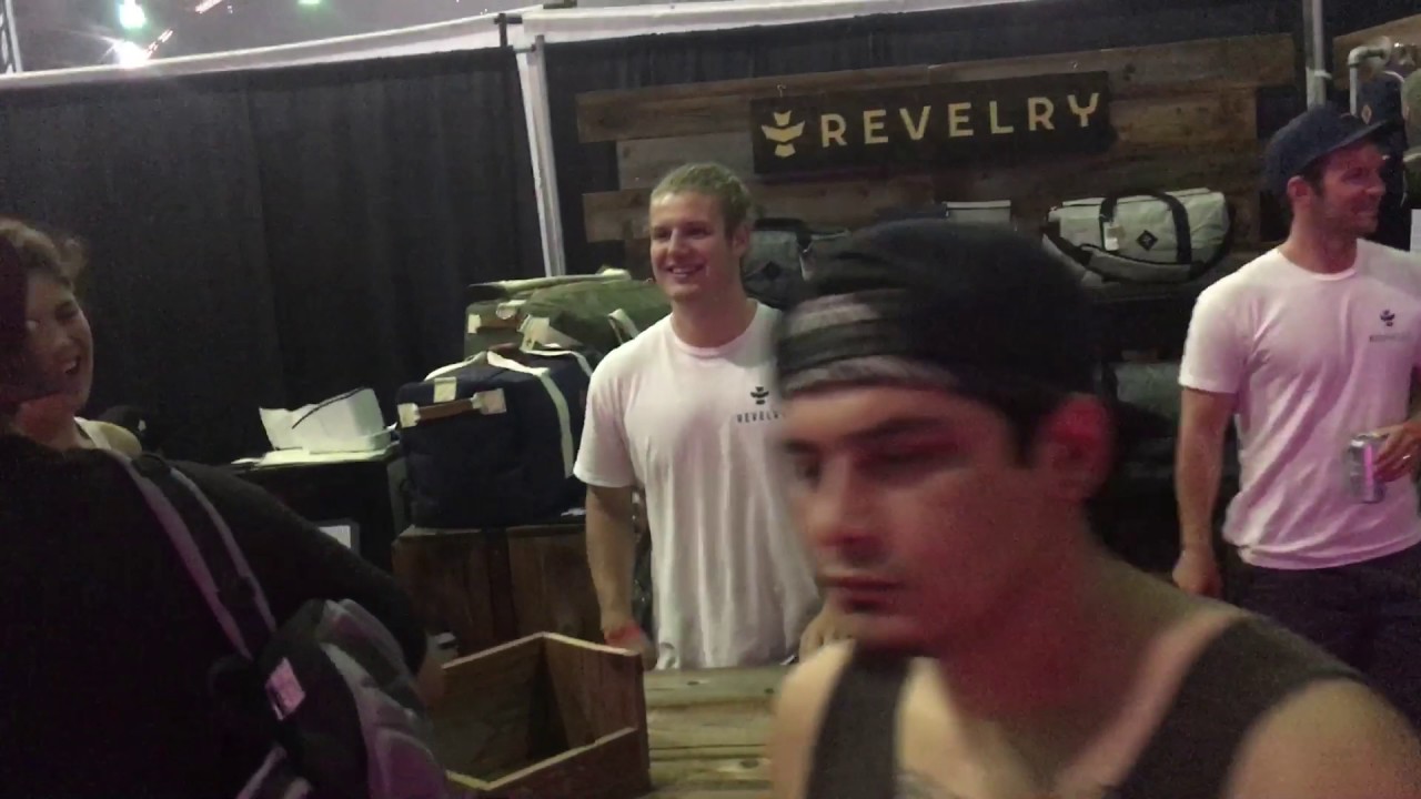 A walk around at the cup