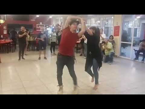 Mariana Diaz y Dani Vargas / clases en el circulo de la raza (Moron)