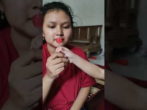 cara makan permen