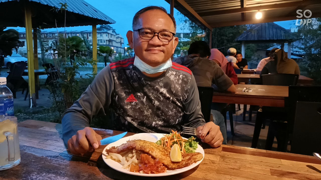 Dinner at Sharing Downtown, Kuching, Sarawak