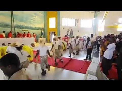 Cardinale Pietro ParoLin Mana Wew Wandemye Nunva Akanwenwe Gasazumutima Mana Yanje Paroisse Minago 