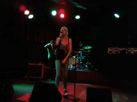 Lauren Larocca new song - knitting factory