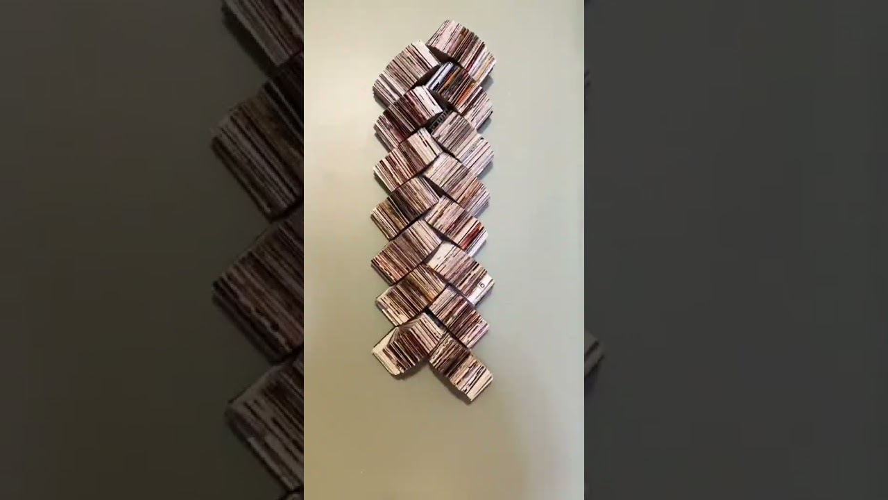 There are lots of ways to repurpose magazine pages & turn them into art projects and diy home decor.