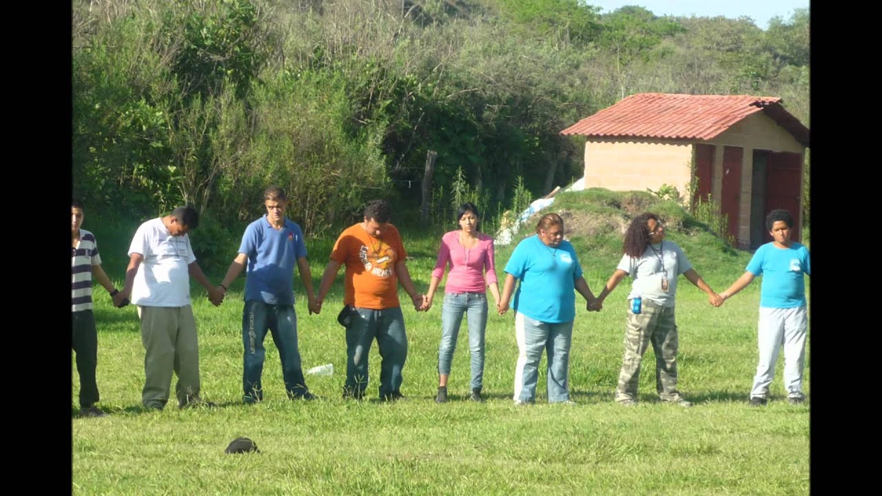 bendita hacienda rompiendo cadenas.wmv