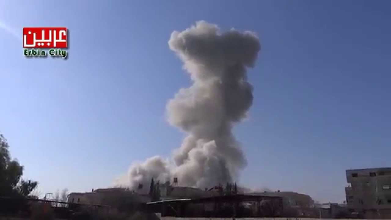 عربين   لحظة انفجار القنابل الفراغية 2 1 2013