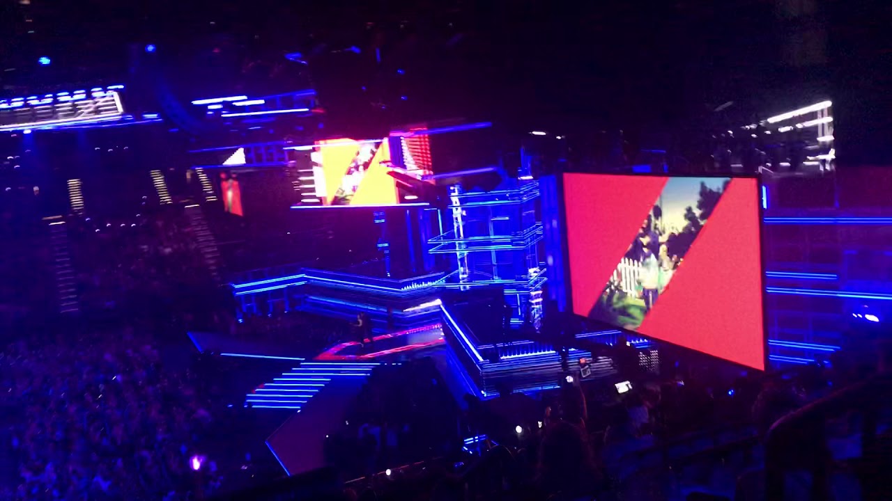 [FANCAM] 180520 BTS winning the Billboard Music Award for Top Social Artist