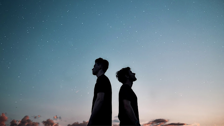 Petit Biscuit & Møme - Gravitation ft. Isaac Delusion (Official Audio)