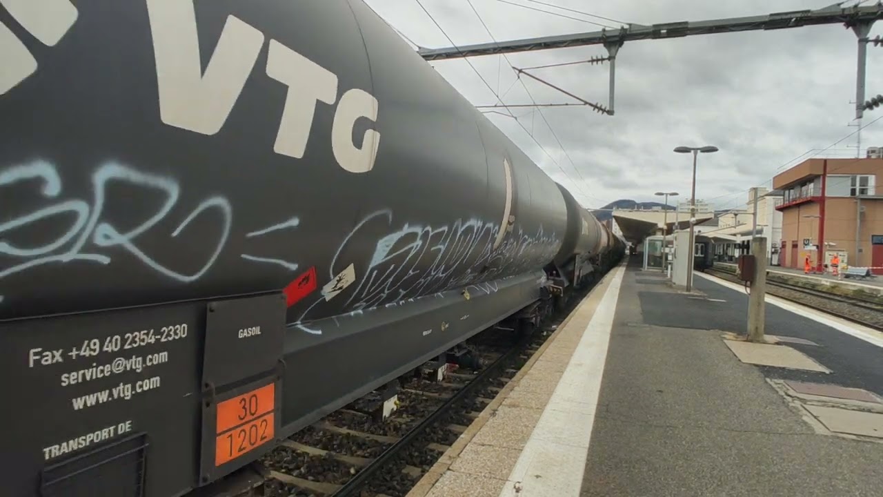 Hexafret en gare de Clermont Ferrand bb 75000 + citernes VTG.