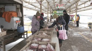 Warm Weather Brings Minnesotan's Outside