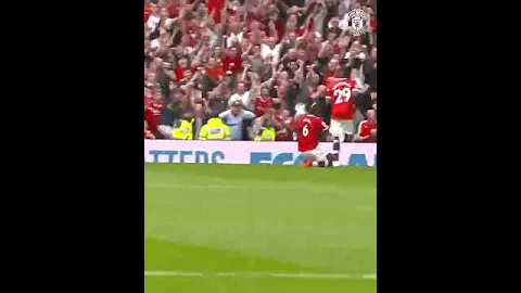 Paul Pogba out here copying Bruno Fernandes's celebration 😅