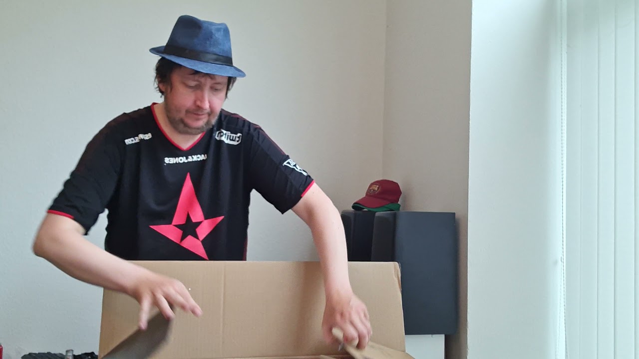 #unboxing af en samsung odyssey c32g55 gaming - YouTube