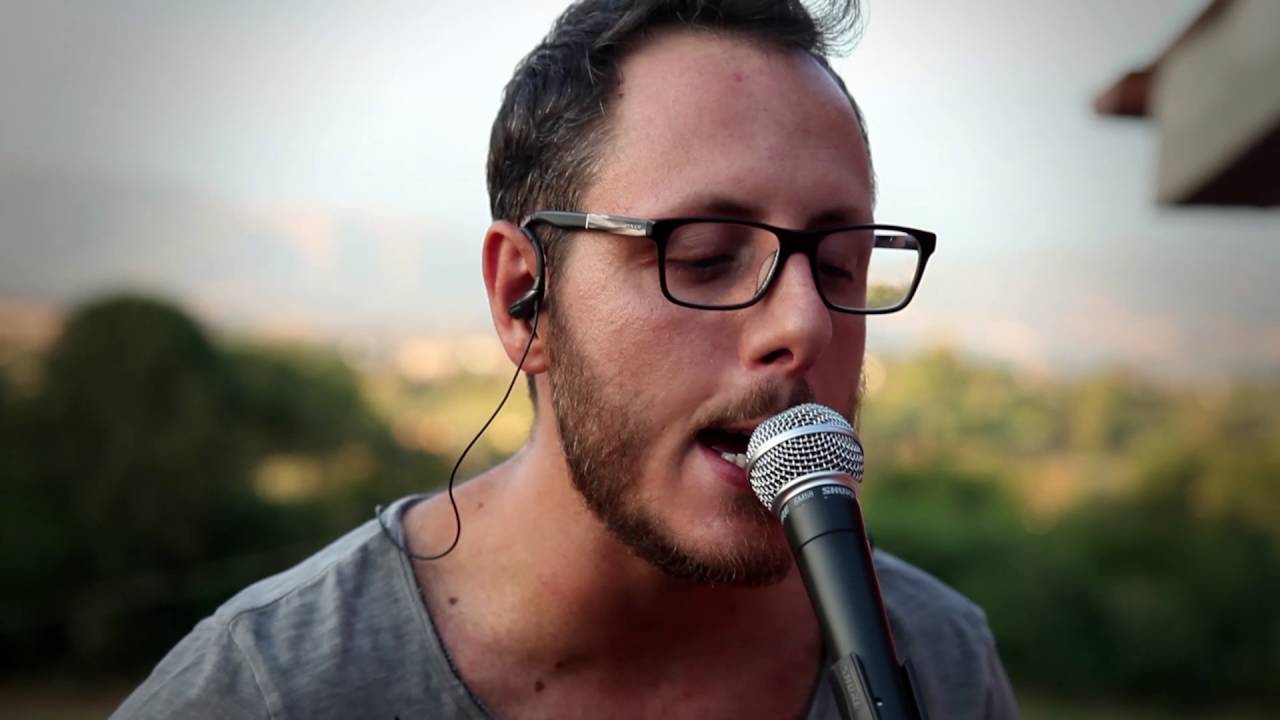 Stolen Dance/Smells Like Teen Spirit/Payphone/Backstreet's Back (live loop mash-up cover)