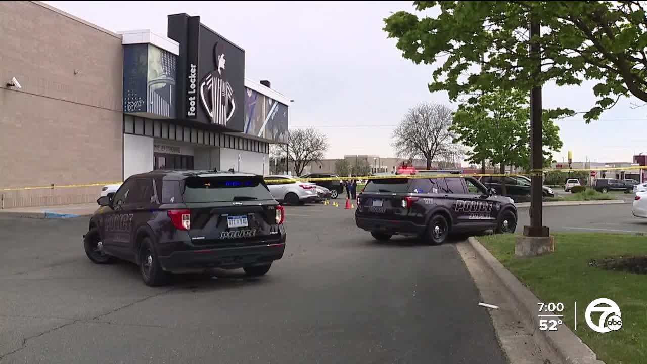 4 shot, 2 killed in parking lot of Foot Locker in Eastpointe - YouTube