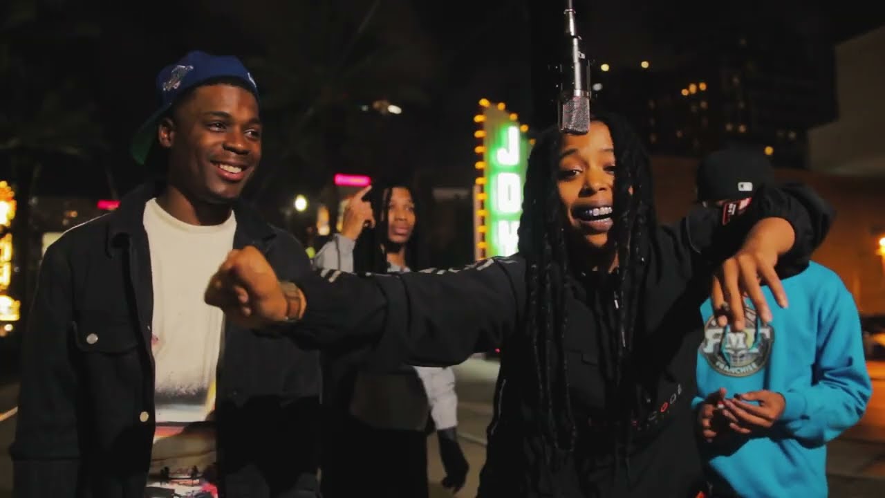 Royal Dri - 3D (Official Video)