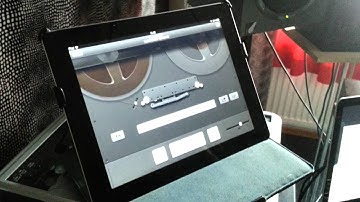 iOS6 retro podcast player