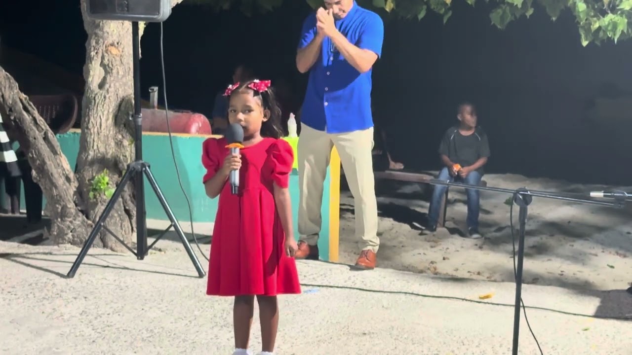 DIOS TOMA LA BOCA DE ESTA NIÑA Y CANTA COMO UN ÁNGEL 😭