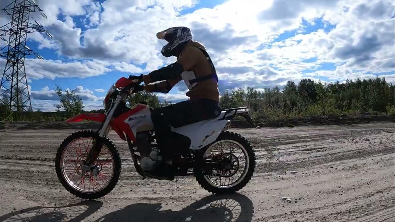 Эндуро 2020. Racer enduro 200 xzt. Эндуро через бревно. Эндуро 2020. Эндуро а3.