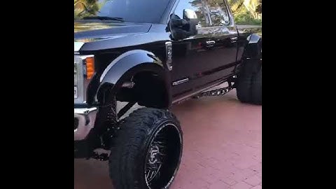 2017 Ford F450 King Ranch Rolling on 26” Corleone Dedalo’s!