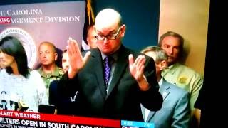 Funny sign language guy, hurricane Matthew