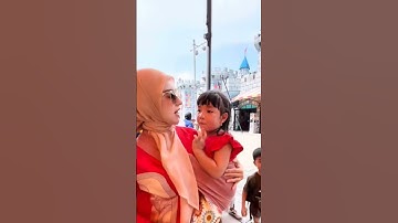 Irish bella dan haldy sabri berlibur ke Malaysia mengajak keluarga