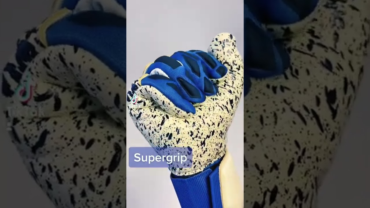 🔊😍 Which Uhlsport palm do you prefer? 