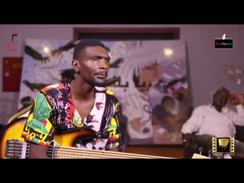 محمد عثمان فوجس عازف باص جيتار