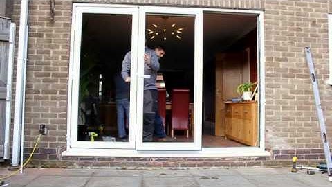 Liniar Bi Fold Installation video 2014