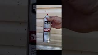 How to remove stain from vinyl