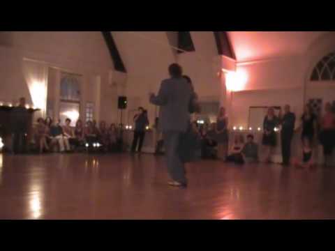 Damian Thompson & Maly Fennell Demo at "TangoHop" - 2